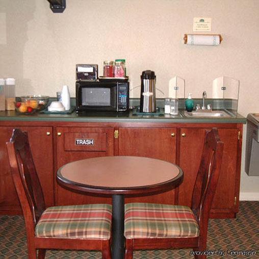 Deerfield And - Motel